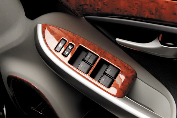 ドアスイッチパネル