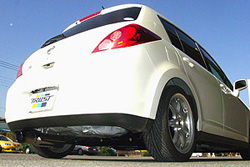 トラスト ティーダ マフラー・ビートマックスTi(商品イメージ)